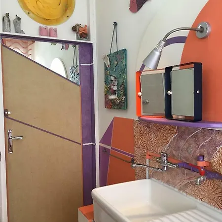 La Camera Nell'atelier D'arte 5*